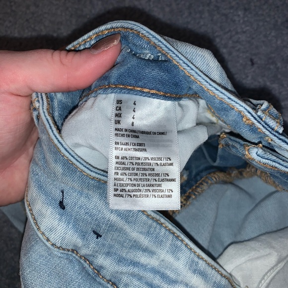 Shorts - Picture 3 of 3